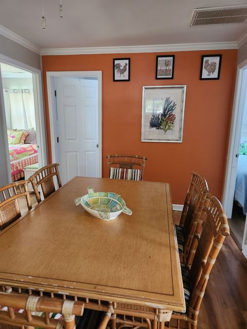 The entry and dining room