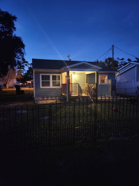 The cottage at dusk